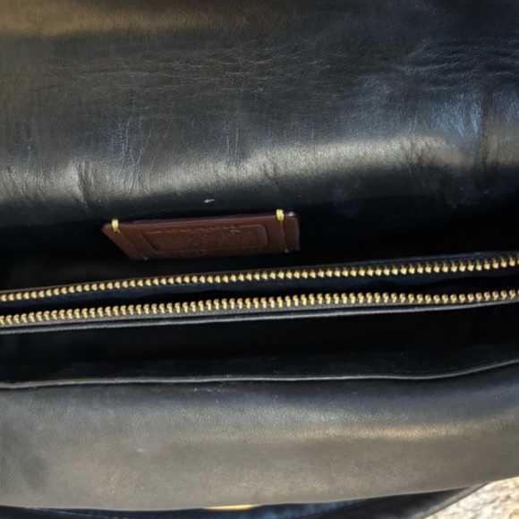 Coach Pillow Tabby 26 - Picture 5 of 8